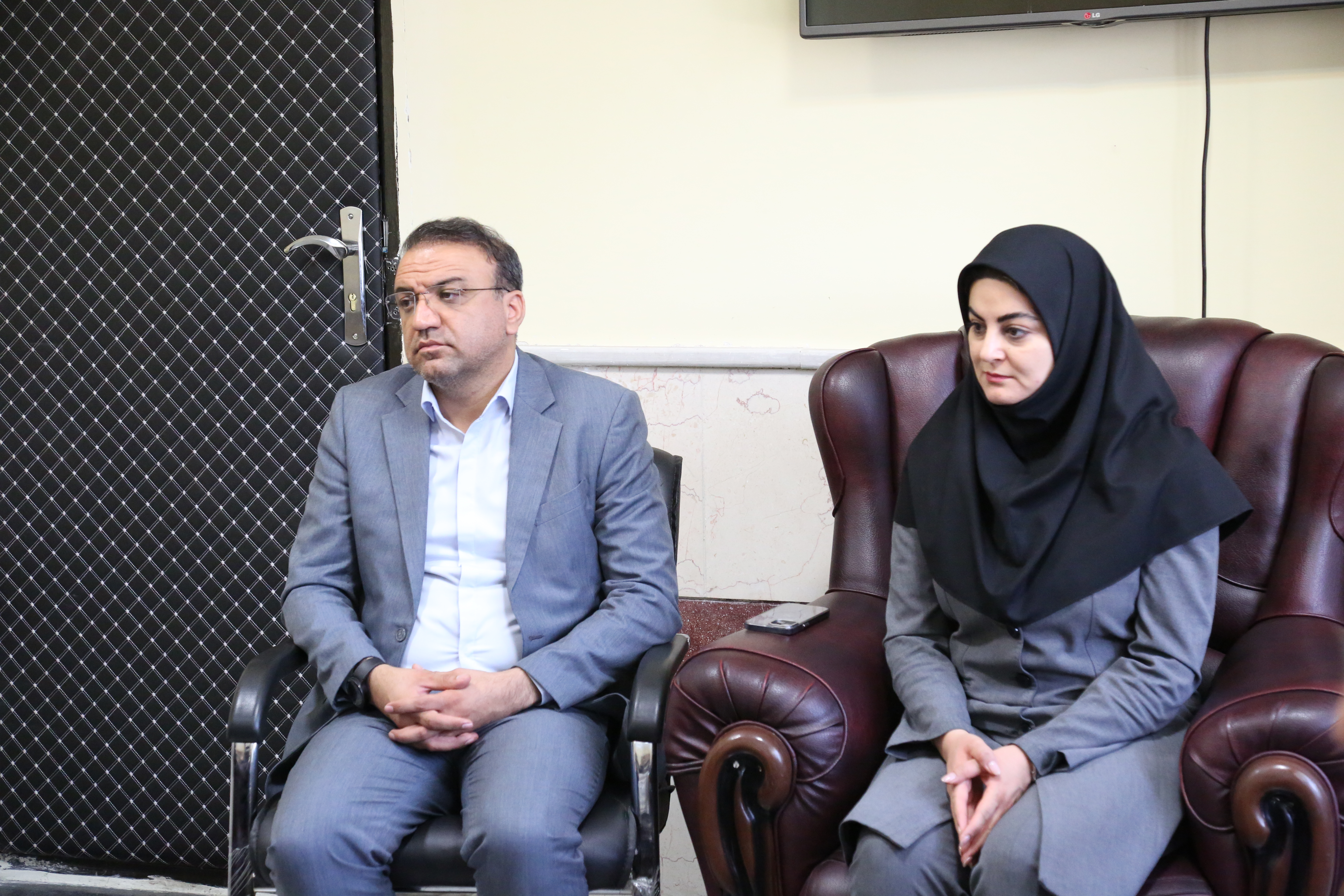 جلسه هم‌اندیشی  پارک علم و فناوری و بنیاد نخبگان استان ایلام 